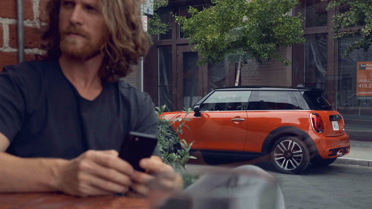 MINI Leasing feature